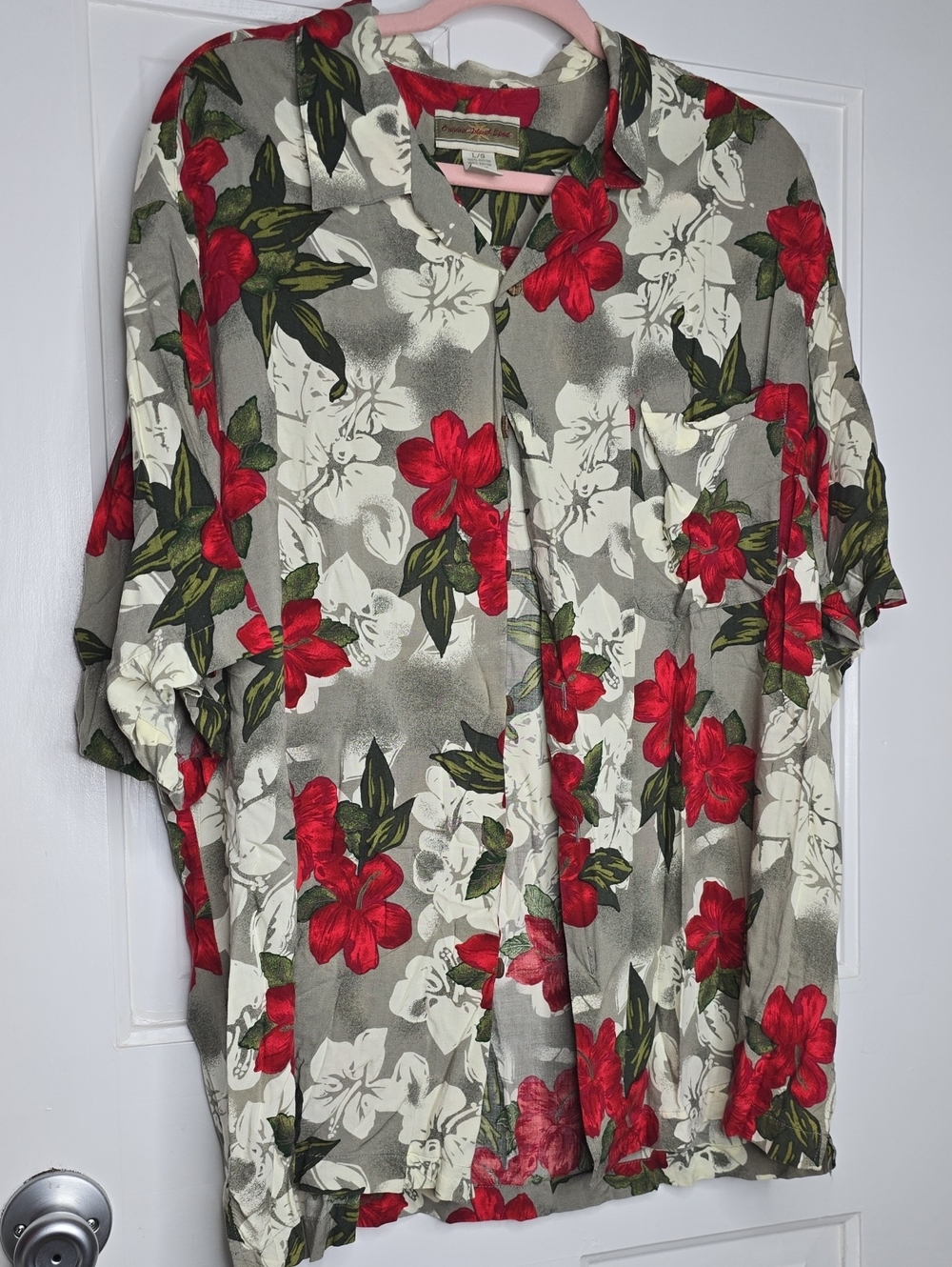 Men's Vintage Short-Sleeve Button-Down Floral Shirt - Red on Gray